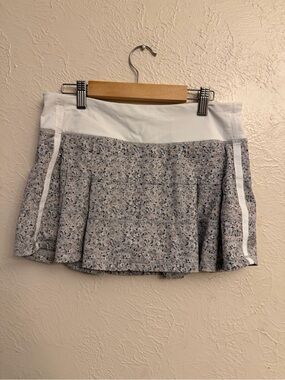 lululemon athletica White and Gray Micro-Floral Tennis Skirt
